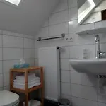 Bed Op De Reth Отель типа 